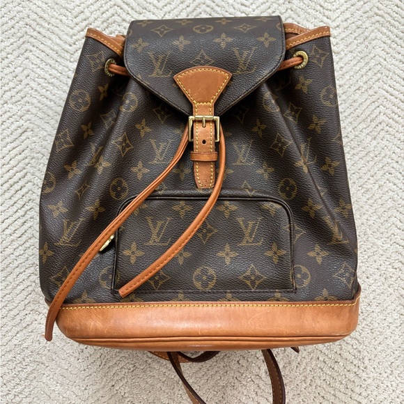 Louis Vuitton Monogram Montsouris MM Backpack - Picture 1 of 8